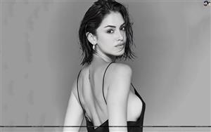Gigi Paris